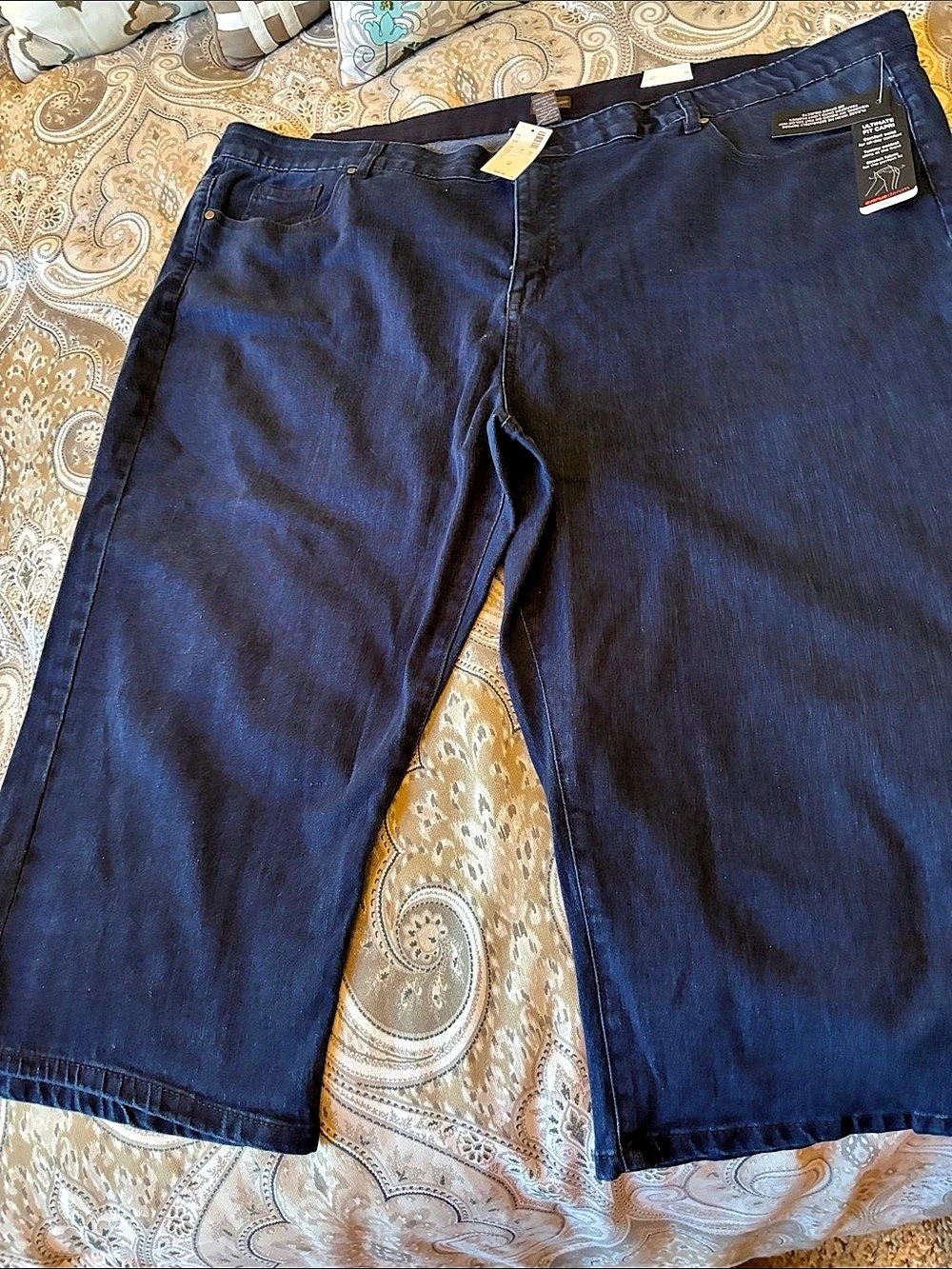 Avenue Denim Ultimate Fit Capri denim Blue Waist 32
